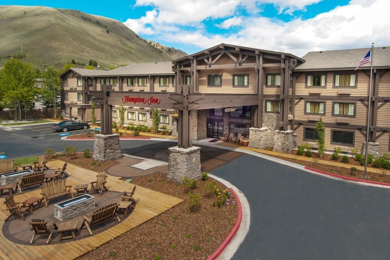Hampton Inn Jackson-College Avenue Eksteriør billede