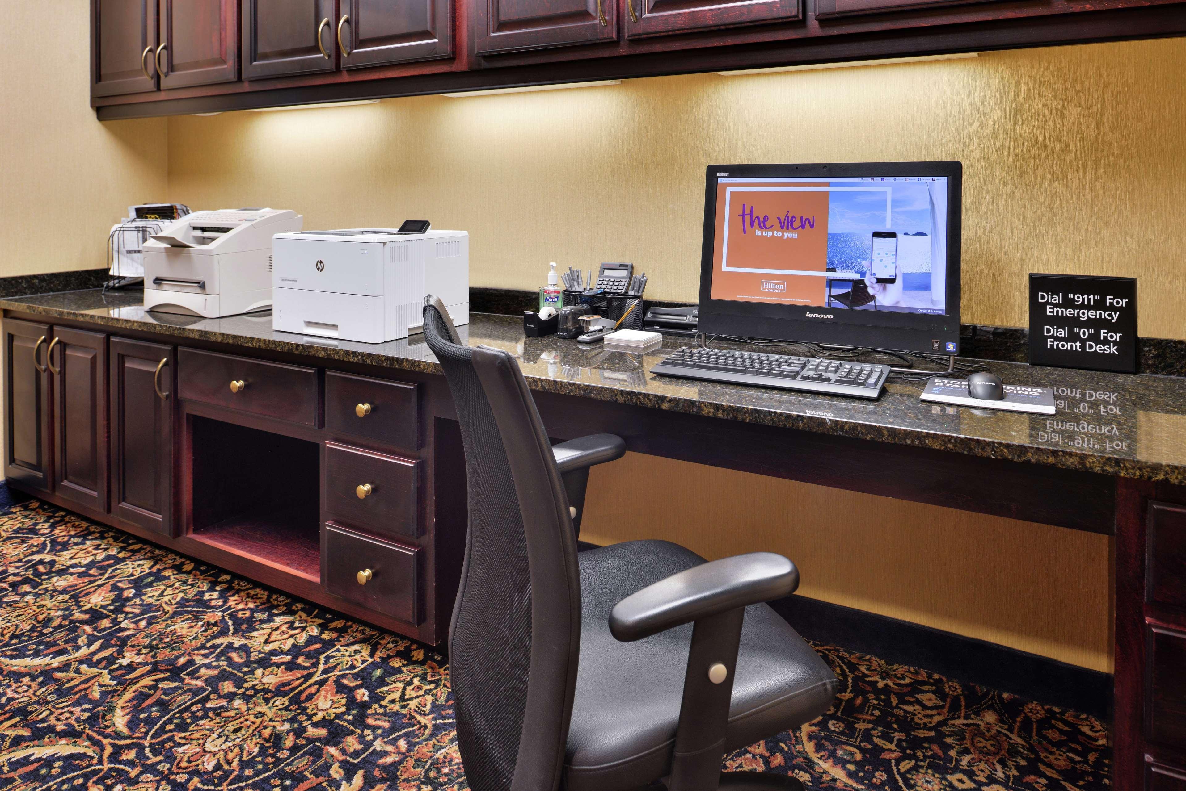 Hampton Inn Jackson-College Avenue Eksteriør billede