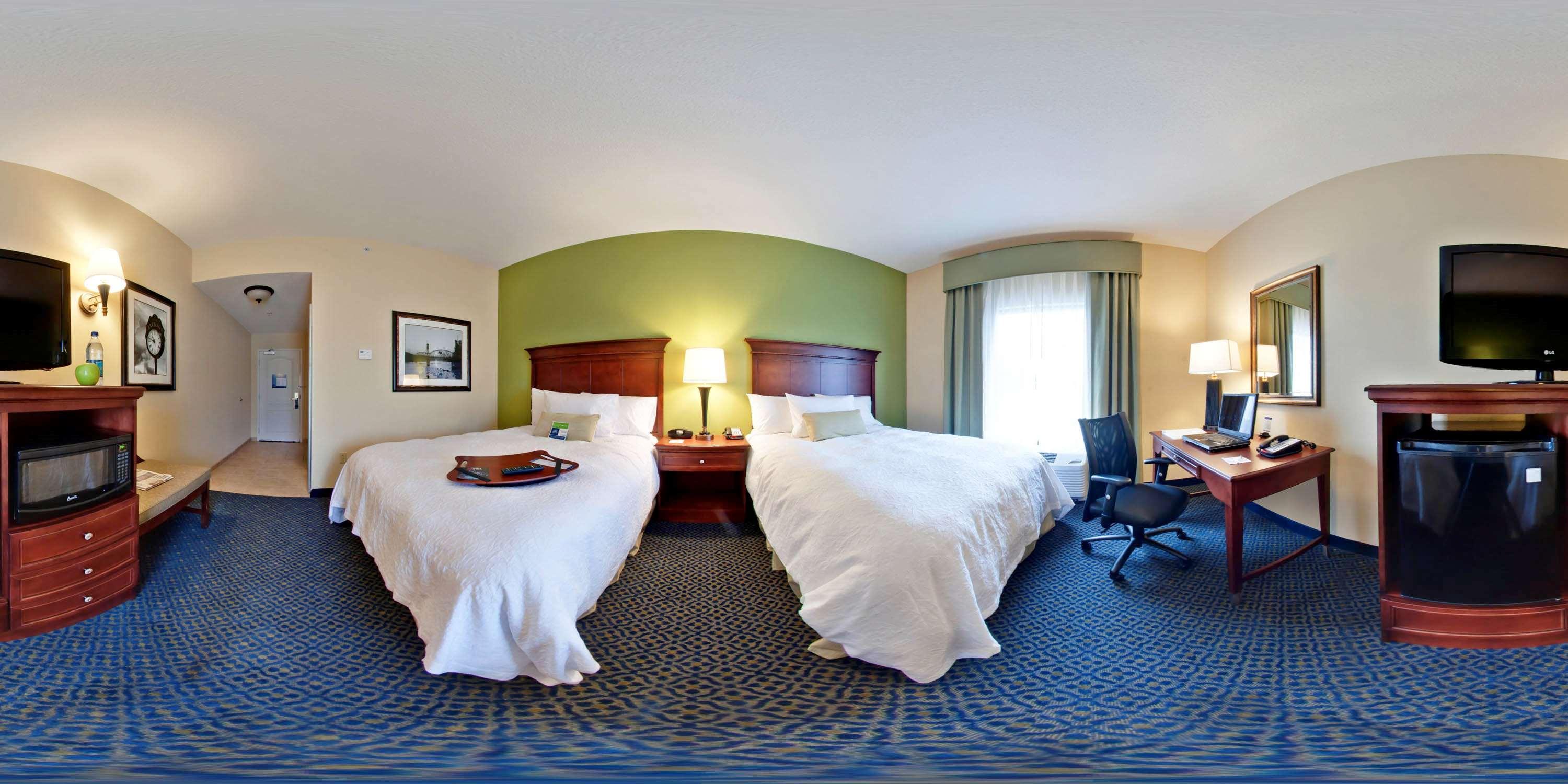 Hampton Inn Jackson-College Avenue Eksteriør billede