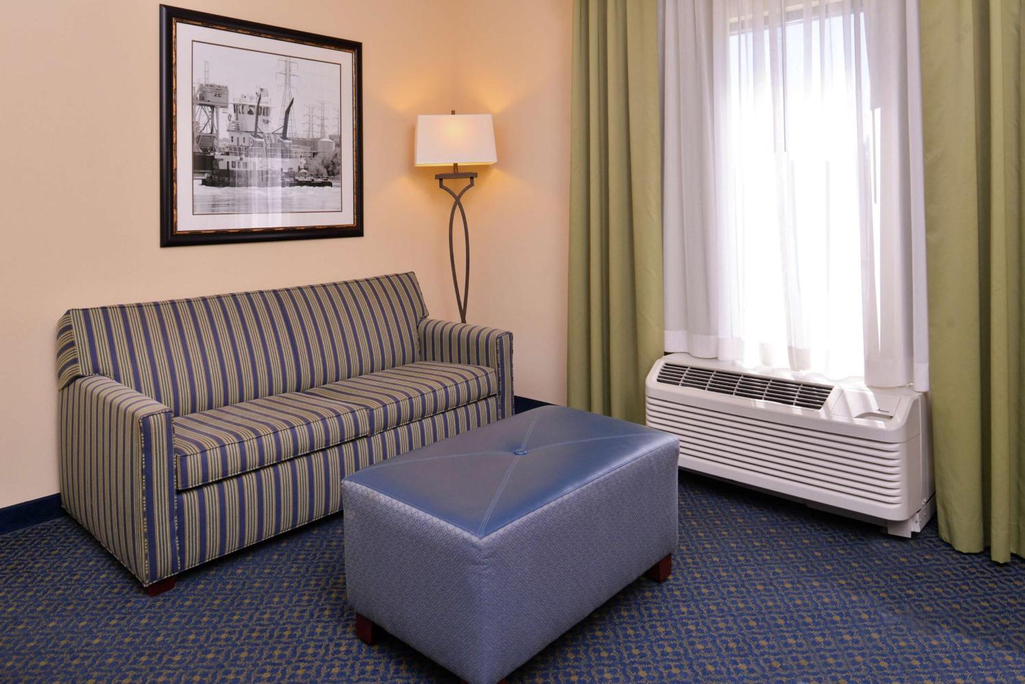 Hampton Inn Jackson-College Avenue Eksteriør billede